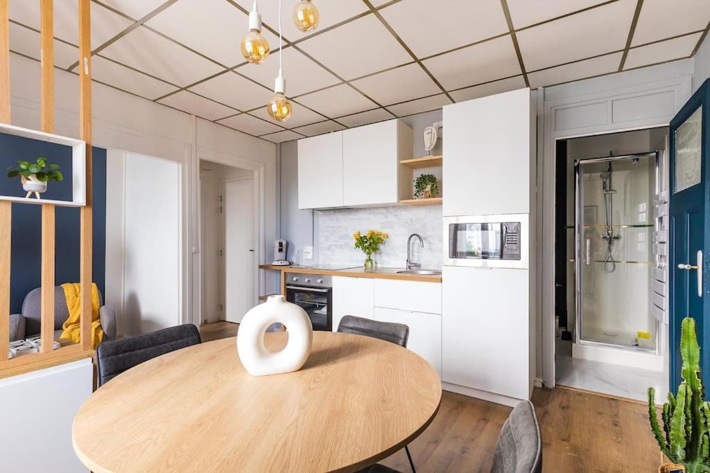 Appartement Cozy En Face De La Gare - Σαιν-Μπριέκ Εξωτερικό φωτογραφία